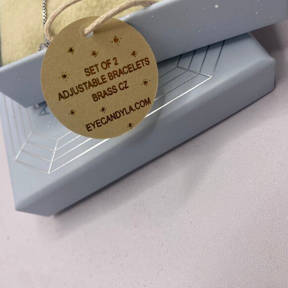 Arm Candy LA NiB Heart & Clover Adjustable Bracelet Set Brass Delicate Design - Picture 4 of 6